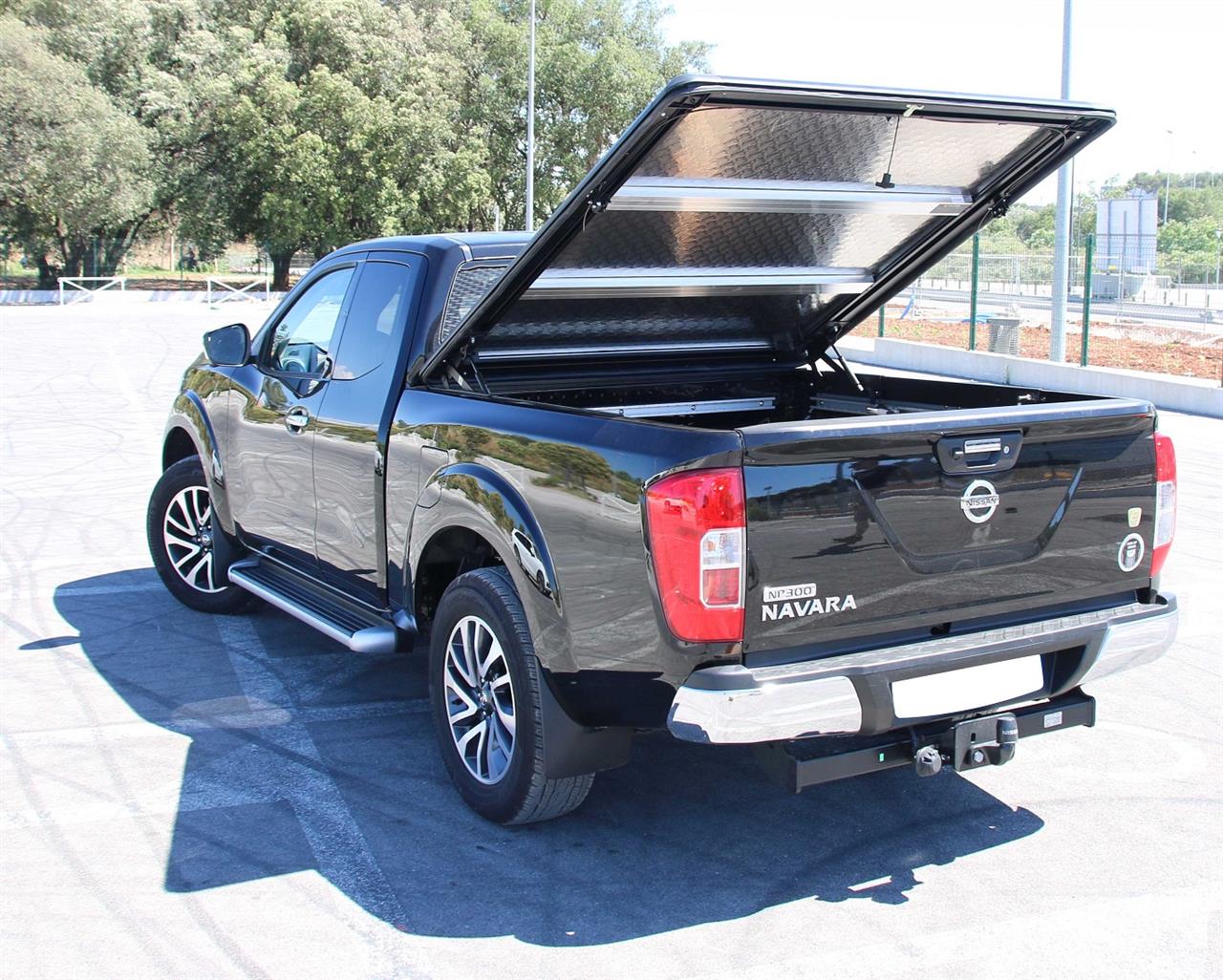 TONNEAU COVER ALU NISSAN NP300 2016+ KING CAB THERMOLAQUE NOIR